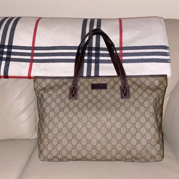 Gucci Handbags - Authentic Gucci coated tote bag price firm